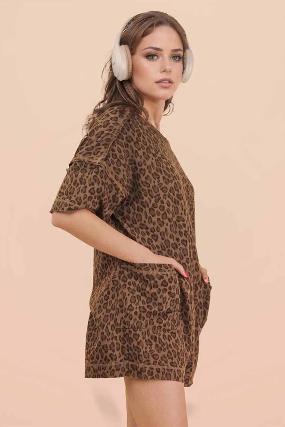 NP71031-Leopard Printed Knit Comfy Romper